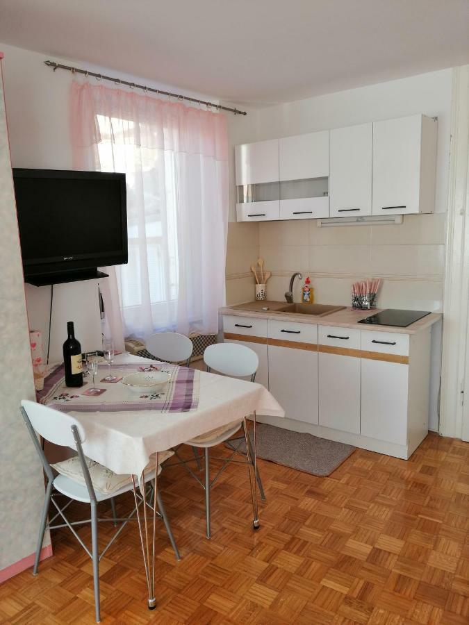Apartments Pyros Піран Екстер'єр фото