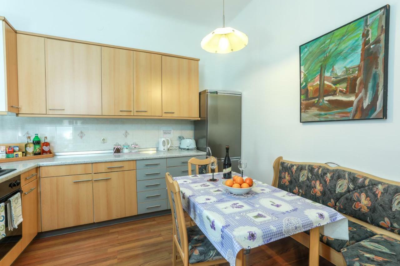 Apartments Pyros Піран Екстер'єр фото